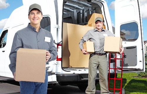 Reliable moving van with secure loading in Brixton