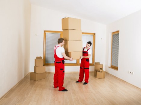 Clean and efficient truck rental in Brixton