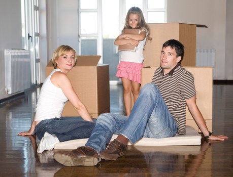 Detailed moving checklist and planning tips